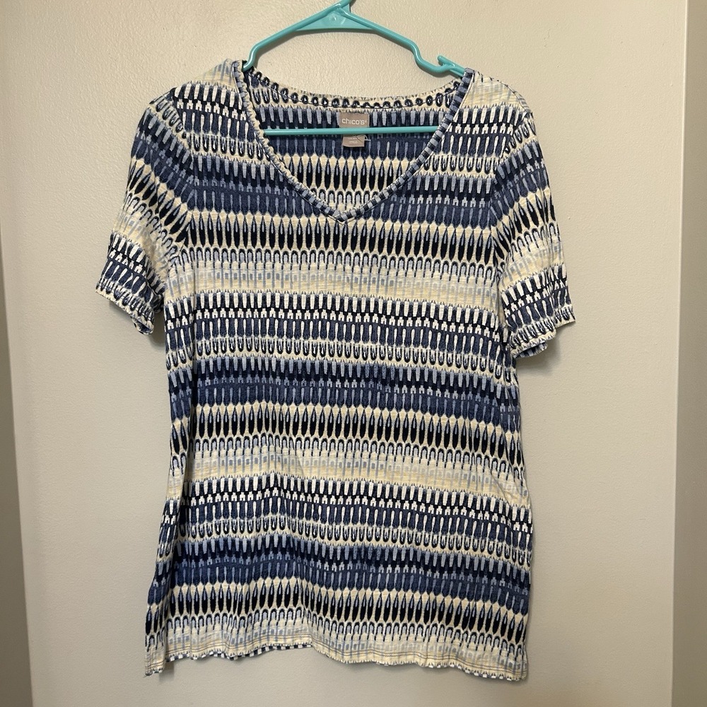 Chico's Women V-Neck T-Shirt Size 0 Small Blue/Beige Comfort Stretch Abstract